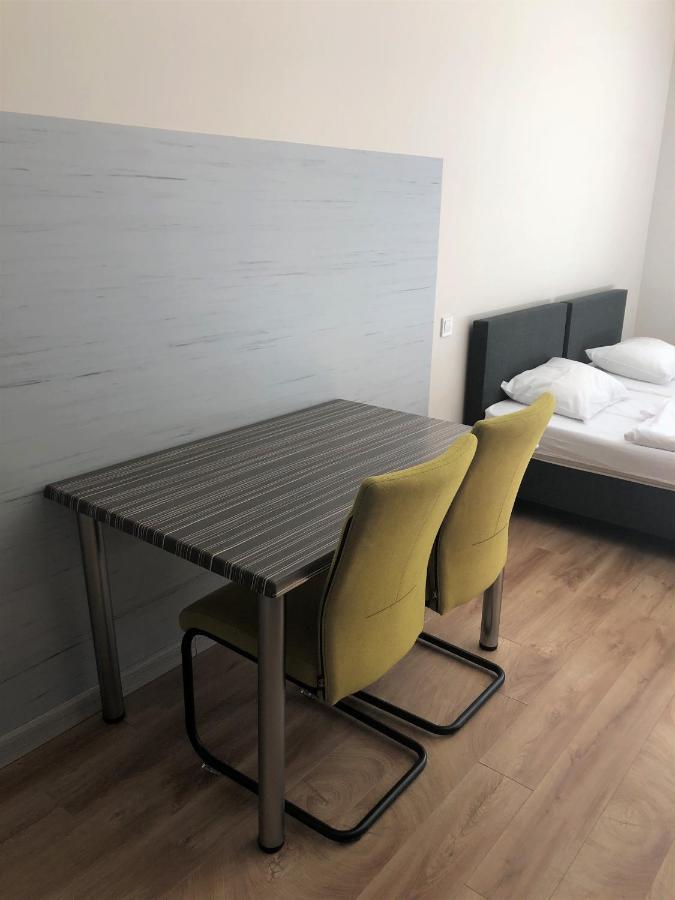 Centra Expresis Apartment Riga Exterior photo